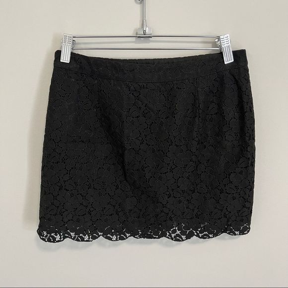 Aritzia Talula Black Lace Mini Skirt - Picture 5 of 10